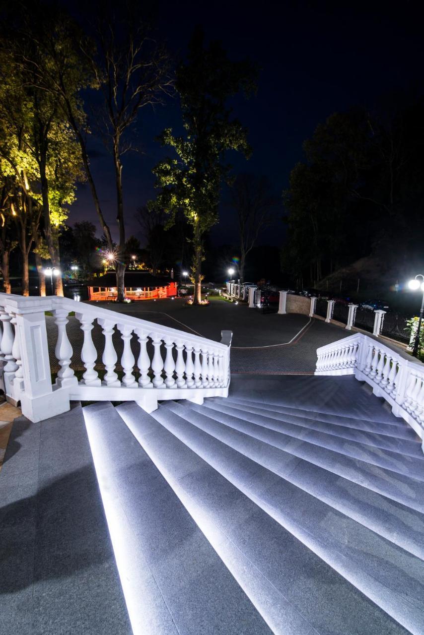 Pod Ksiecia Gorka Hotel Oleszyce Ngoại thất bức ảnh