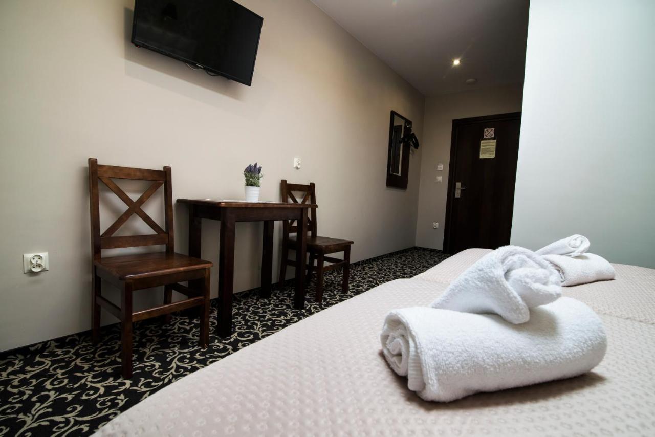 Pod Ksiecia Gorka Hotel Oleszyce Ngoại thất bức ảnh