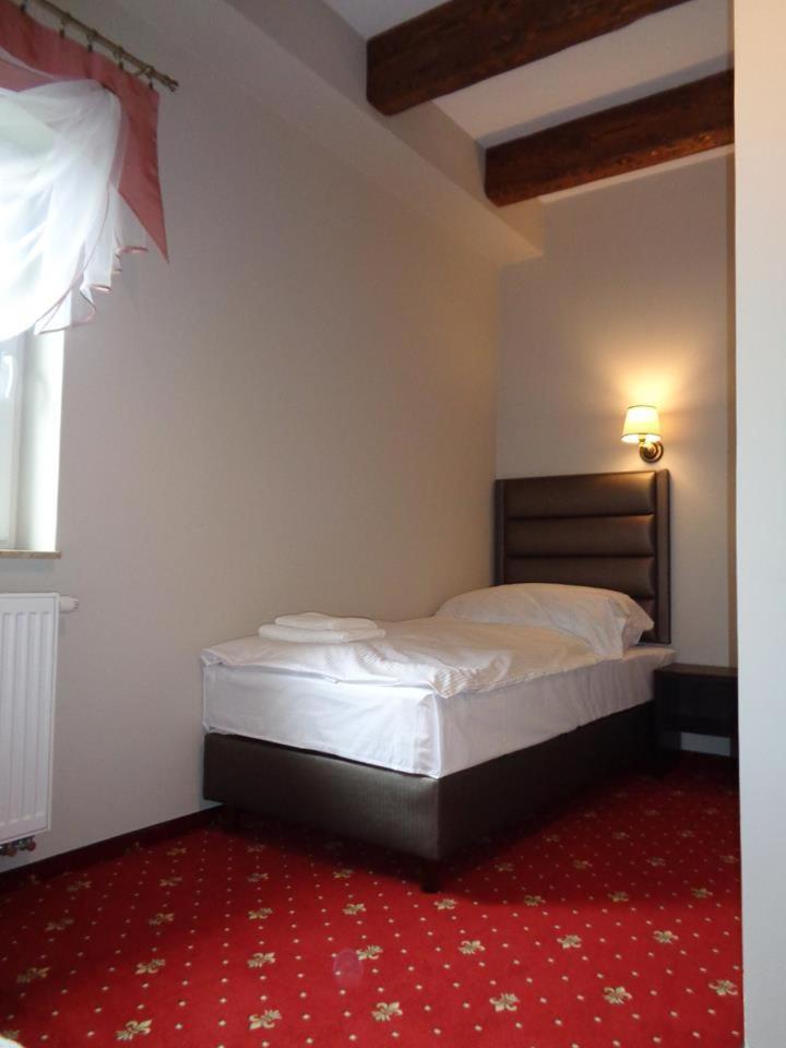 Pod Ksiecia Gorka Hotel Oleszyce Ngoại thất bức ảnh